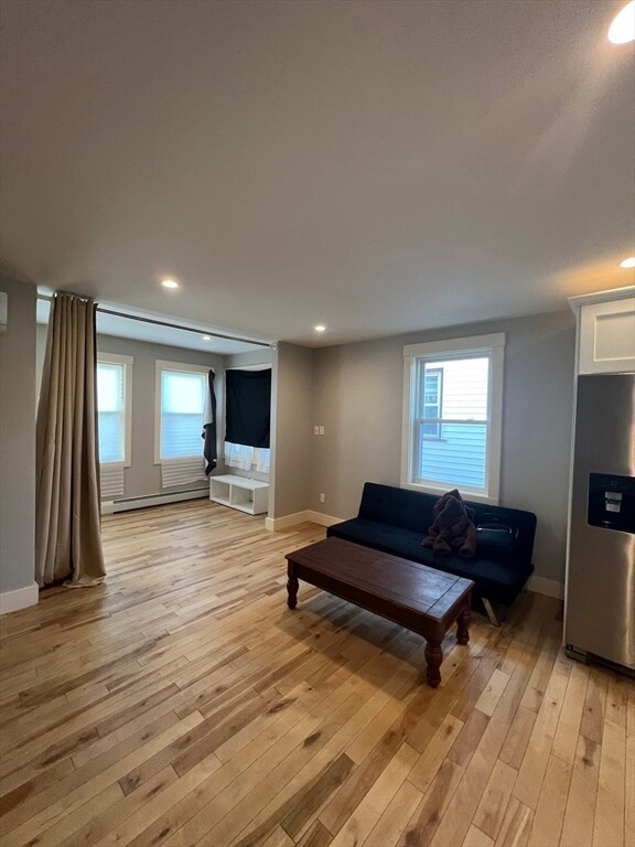 Building Photo - 39 Snow St