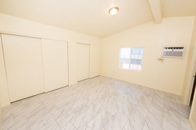 Building Photo - 1357-59 Marline Ave