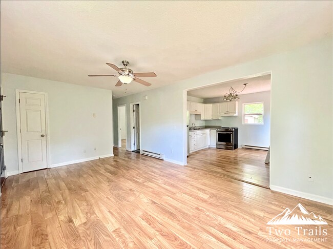 Building Photo - DOG FRIENDLY 2 BED/1 BATH IN ARDEN