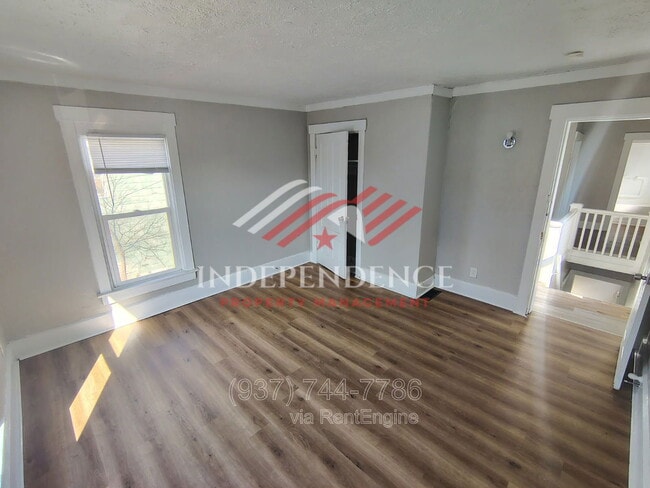 Building Photo - 515 Crawford St