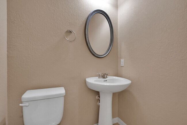Building Photo - 3303 Cherokee Cove