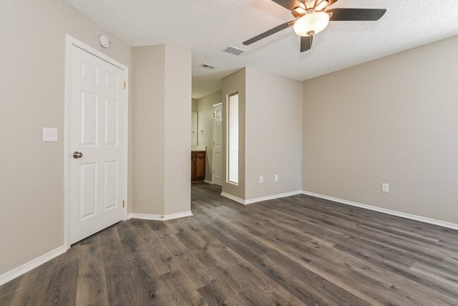 Building Photo - 2734 Sam Hardwick Blvd