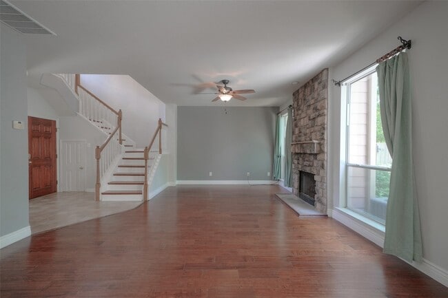 Building Photo - 23 Endor Forest Pl