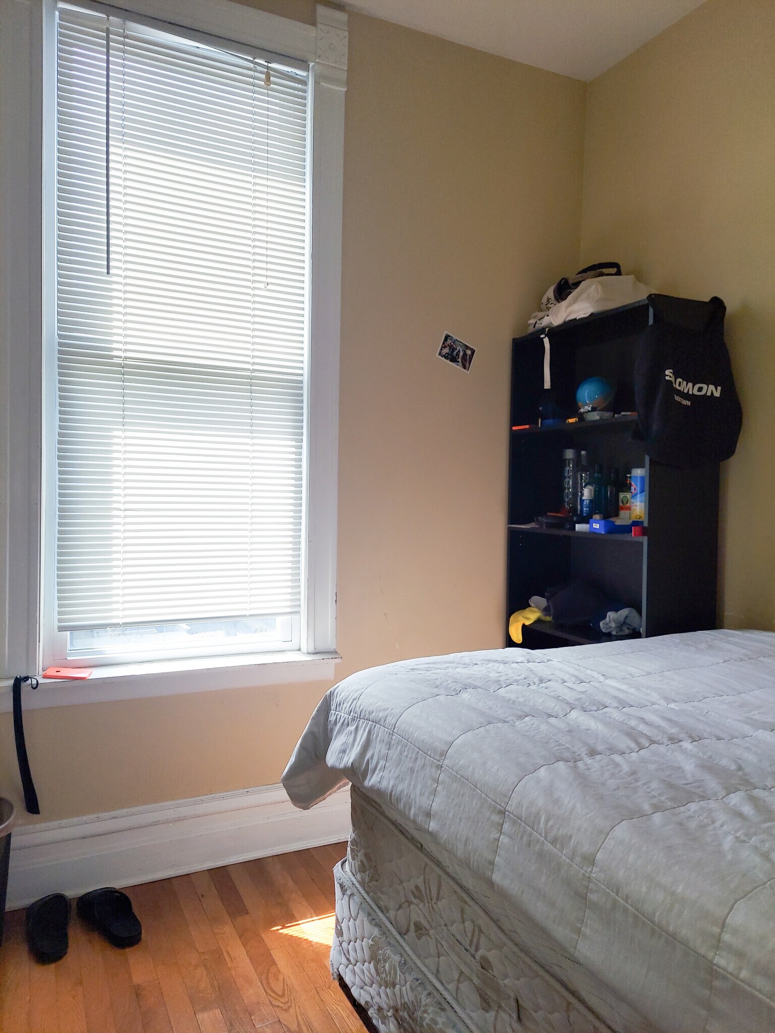 Building Photo - 1832 W Addison St