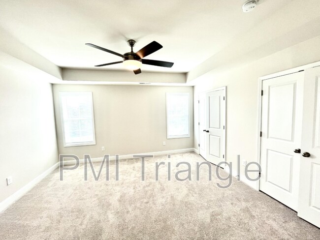Building Photo - 606 Gateway Crossing Lane