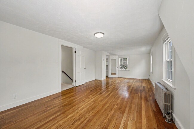 Building Photo - 95 Gleason Rd