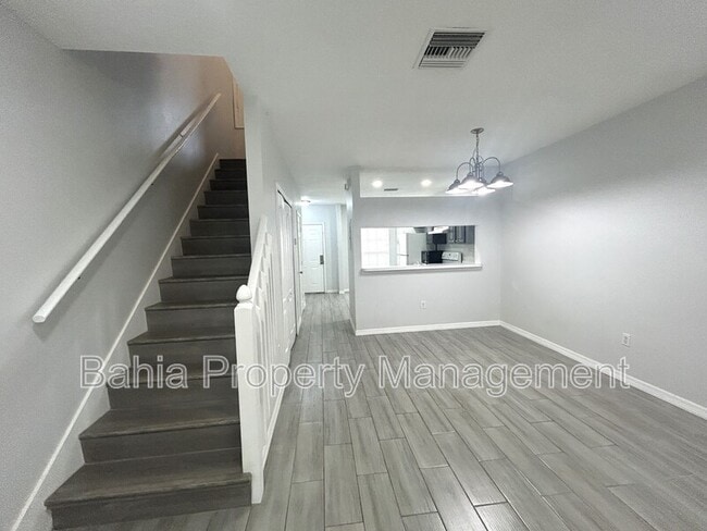 Building Photo - 2320 Lake Woodberry Cir