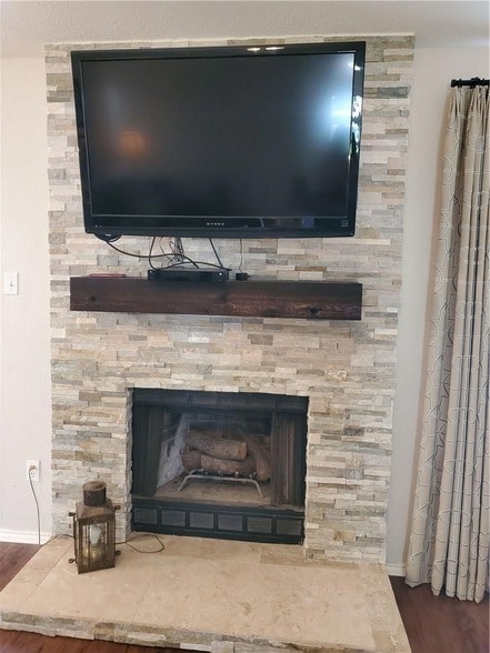 Building Photo - 1809 Dayflower Trce