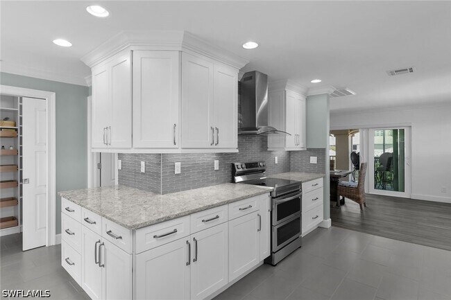 Building Photo - 1020 Swallow Ave