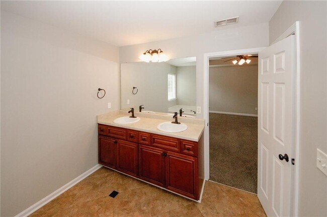 Building Photo - 7000 Lunar Blue Way