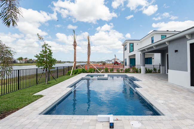Building Photo - 12705 Solana Bay Cir