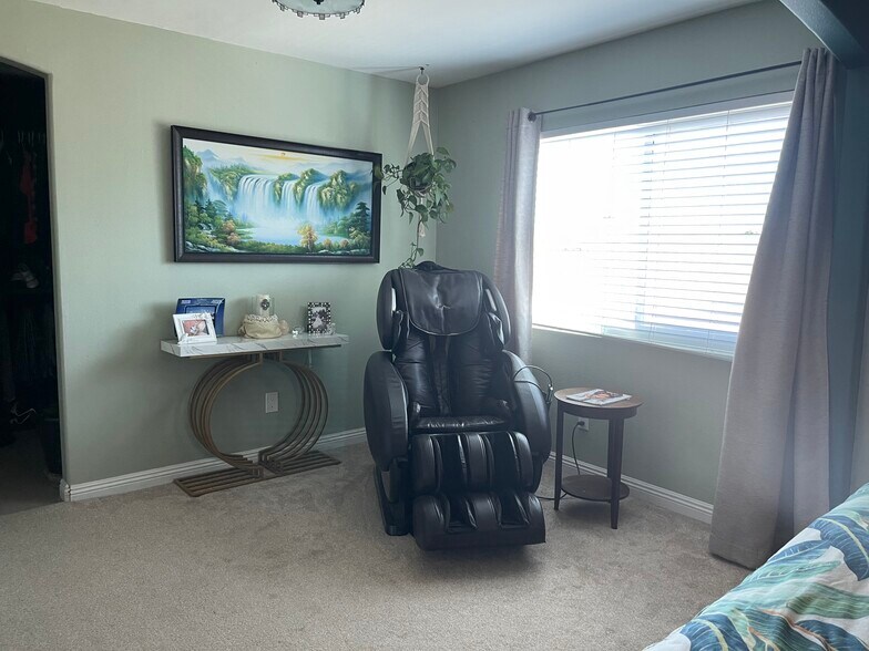 Building Photo - 9212 Pennywood Rd