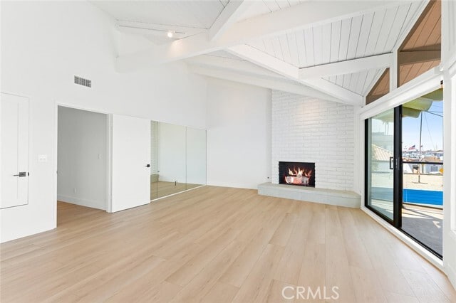 Building Photo - 404 S Bay Front