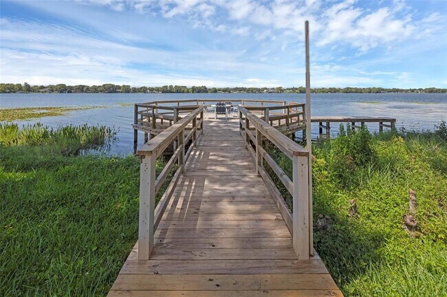 Building Photo - 720 Killarney Bay Ct
