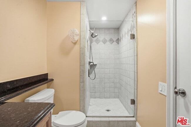 Building Photo - 6646 Franrivers Ave