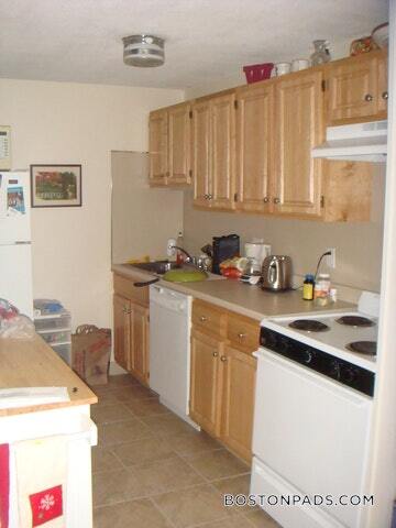 Building Photo - 66 Homer Ave