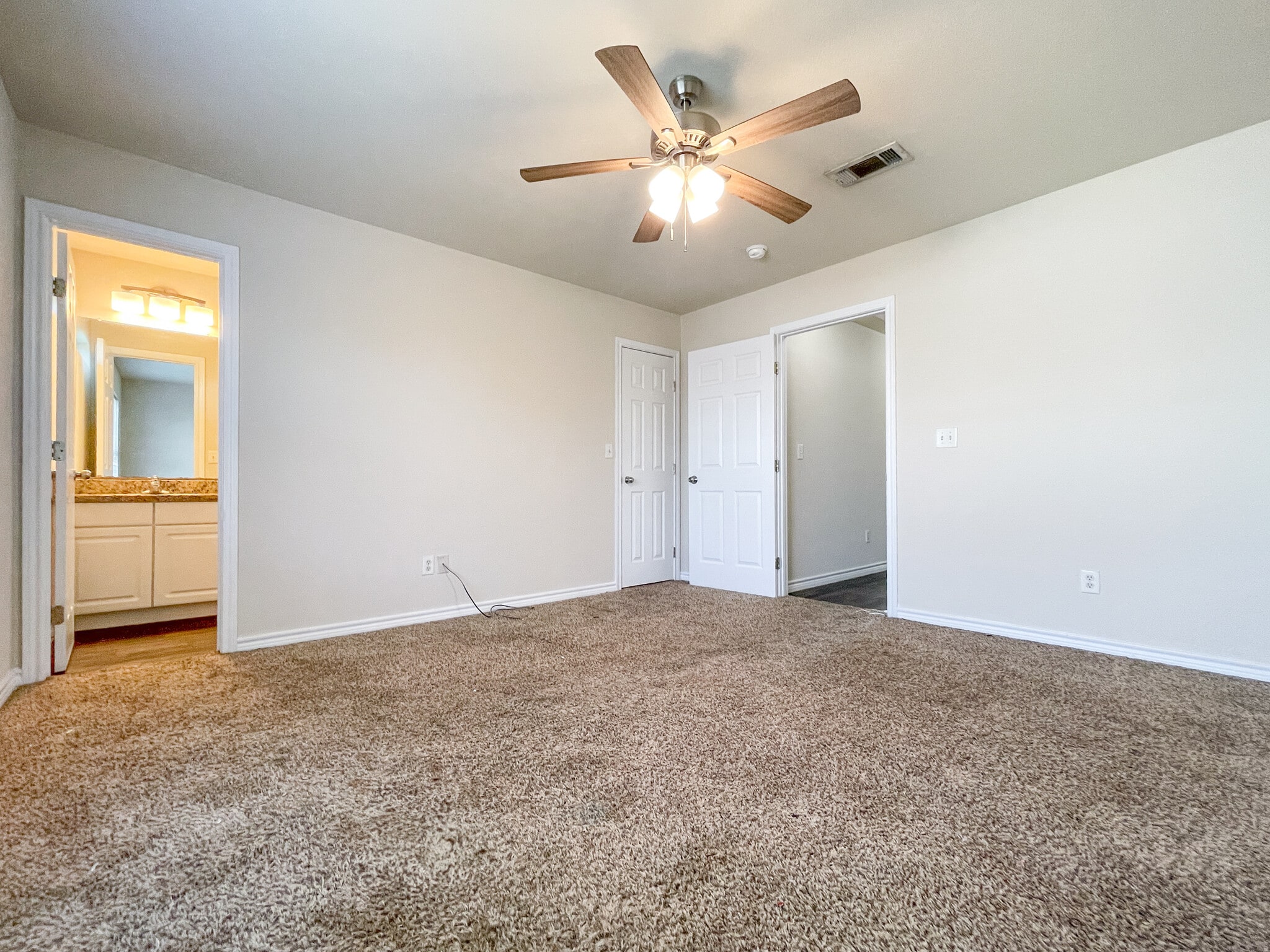Building Photo - 309 Gurley Ln