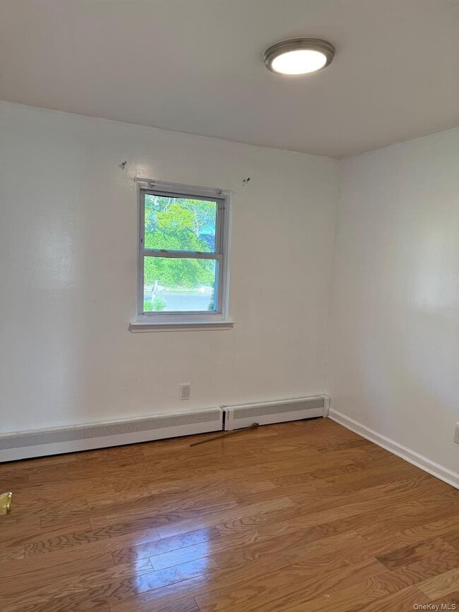 Building Photo - 35 Auborn Ave