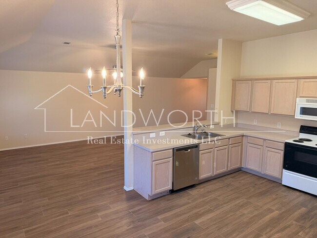 Building Photo - 9617 Olivia Dr