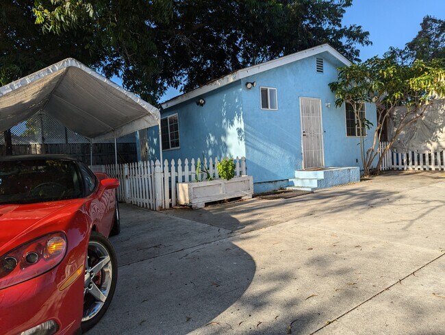 Building Photo - 25103 Feijoa Ave