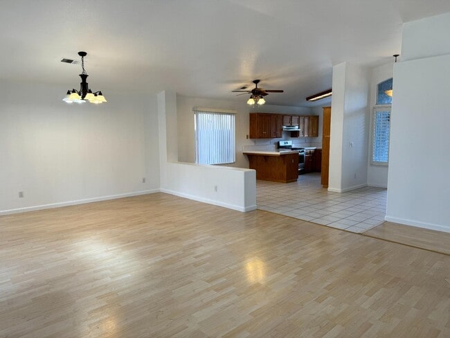 Building Photo - 3741 W Stuart Ave