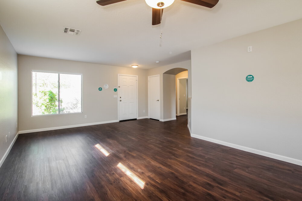 Building Photo - 12337 W Rosewood Dr