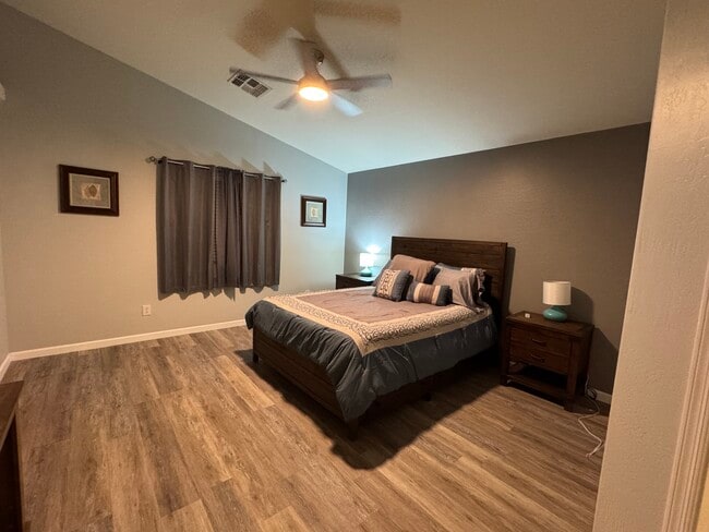 Building Photo - 23237 W Yavapai St