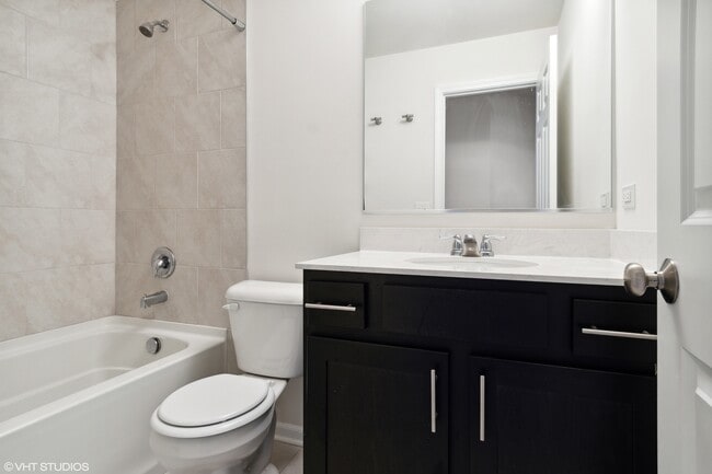 Building Photo - 4465 Monroe Ct