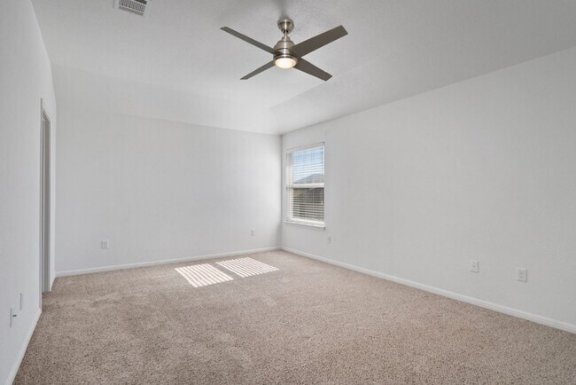 Building Photo - 5804 Loblolly Ln