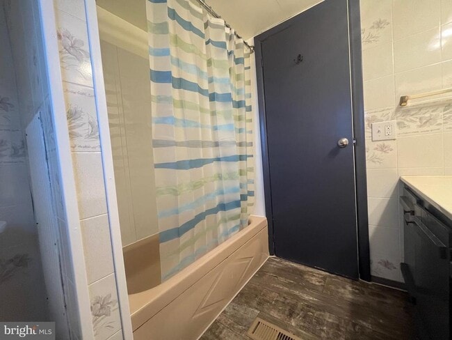 Building Photo - 1298 Black Gap Rd