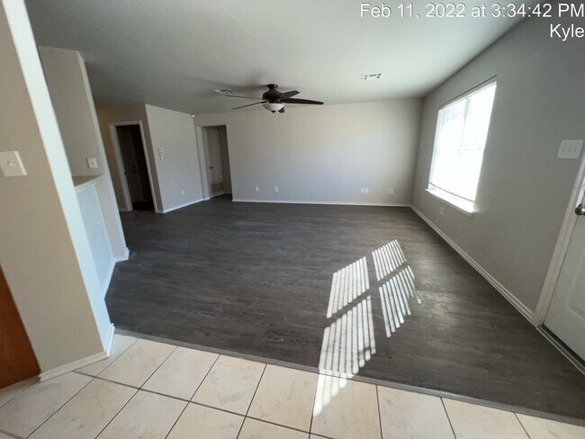 Building Photo - 232 Buttercup Way