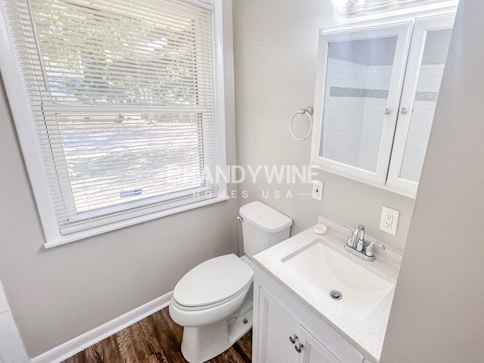 Building Photo - 9009 Yarmouth Dr
