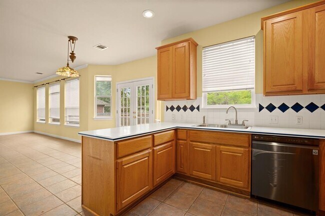 Building Photo - 2646 Cascade Falls Dr