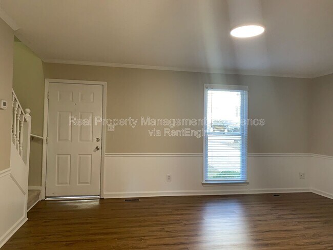 Building Photo - 4437 Whisperwood Dr