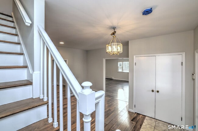 Building Photo - 5160 Madison Ave