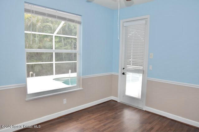 Building Photo - 915 Starling Way