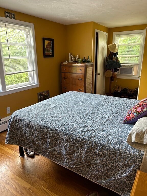 Building Photo - 479 Crafts St