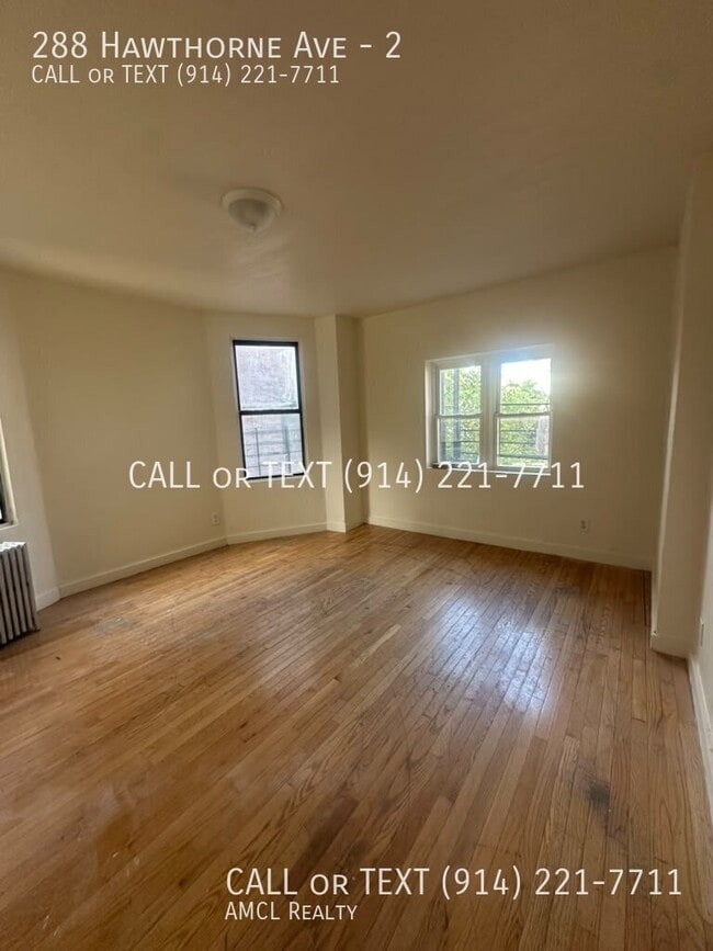 Building Photo - 288 Hawthorne Ave