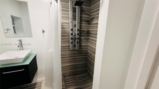 Building Photo - 2318 Washington St