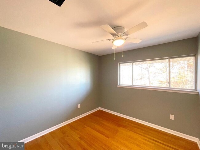 Building Photo - 9457 Boyds Turn Rd