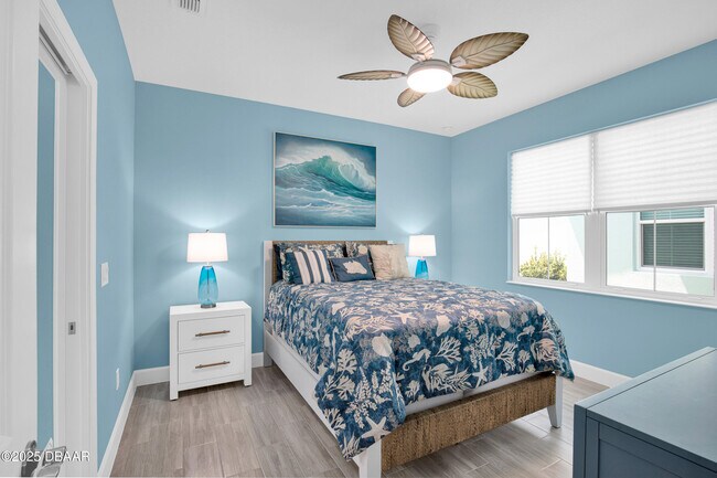 Building Photo - 275 Last Mango Dr