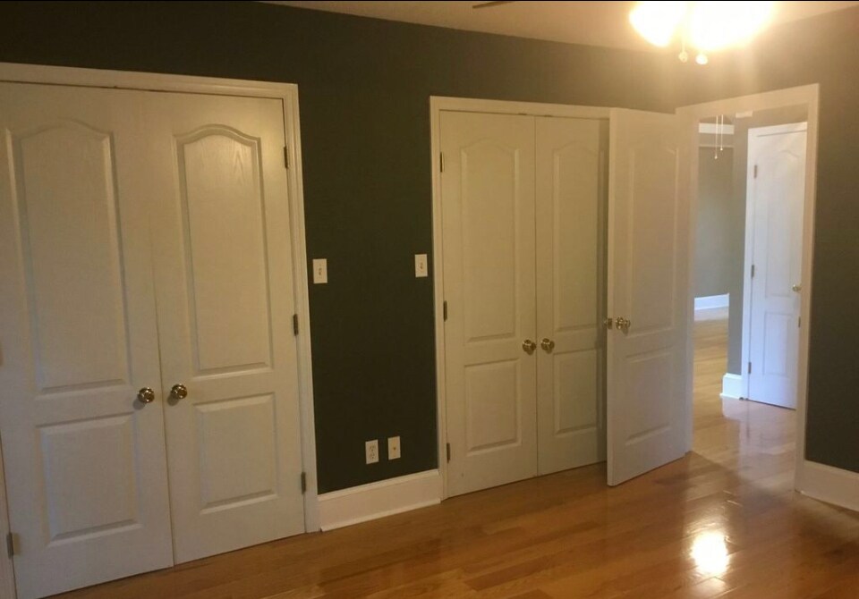 Master bedroom closet - 2020 Glennfield Ln