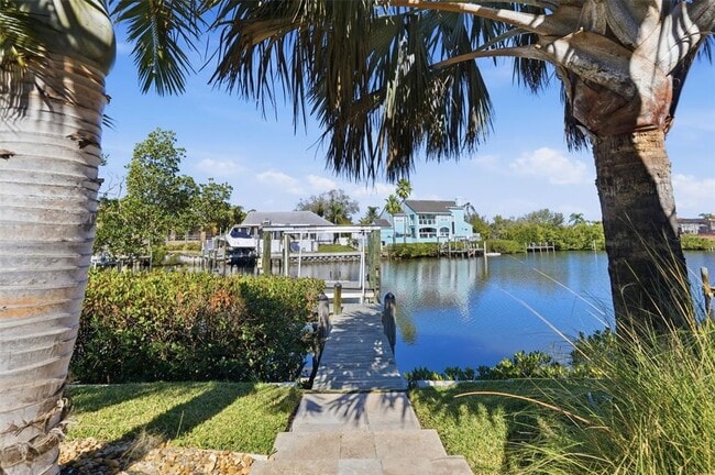 Building Photo - 909 Allegro Ln