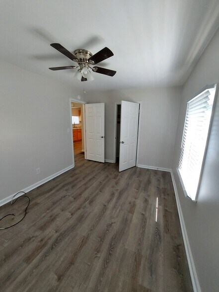 Bedroom - 4041 Northampton Dr