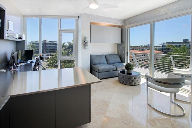 Building Photo - 301 Hendricks Isle