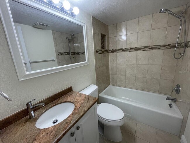 Building Photo - 1361 Snell Isle Blvd NE