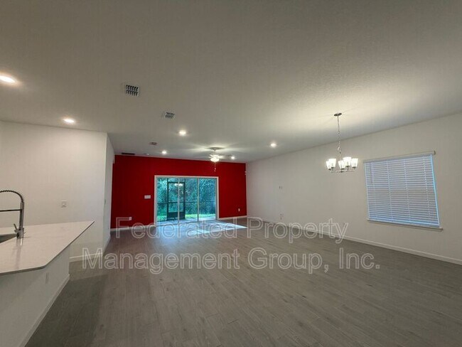 Building Photo - 2993 Crossfield Dr
