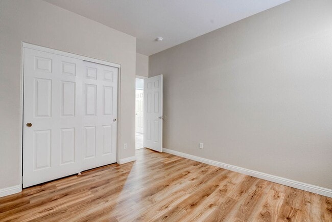 Building Photo - 2294 Tedesca Dr