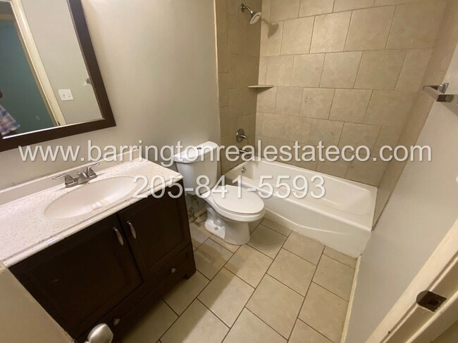 Building Photo - 4985 Karen Ln