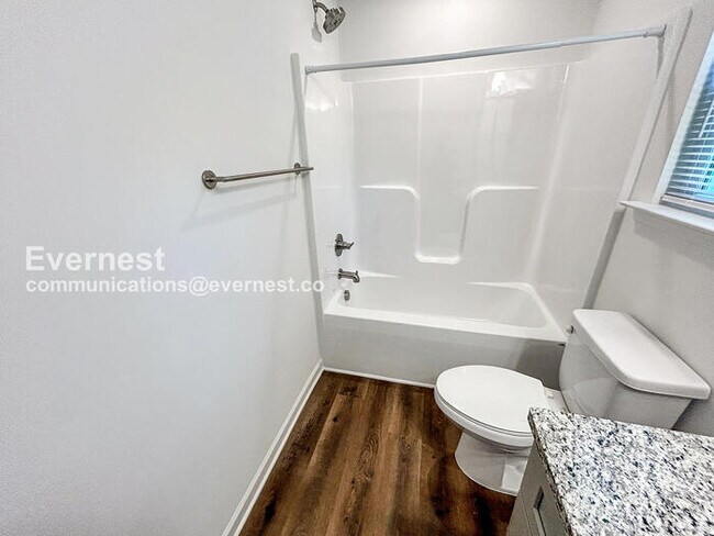 Building Photo - 825 Key St